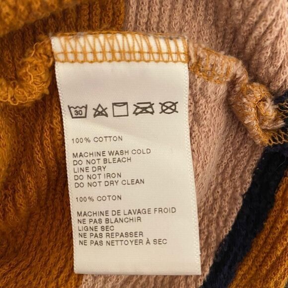 BDG Urban Outfitters, small oversized fall sweater - Picture 8 of 10